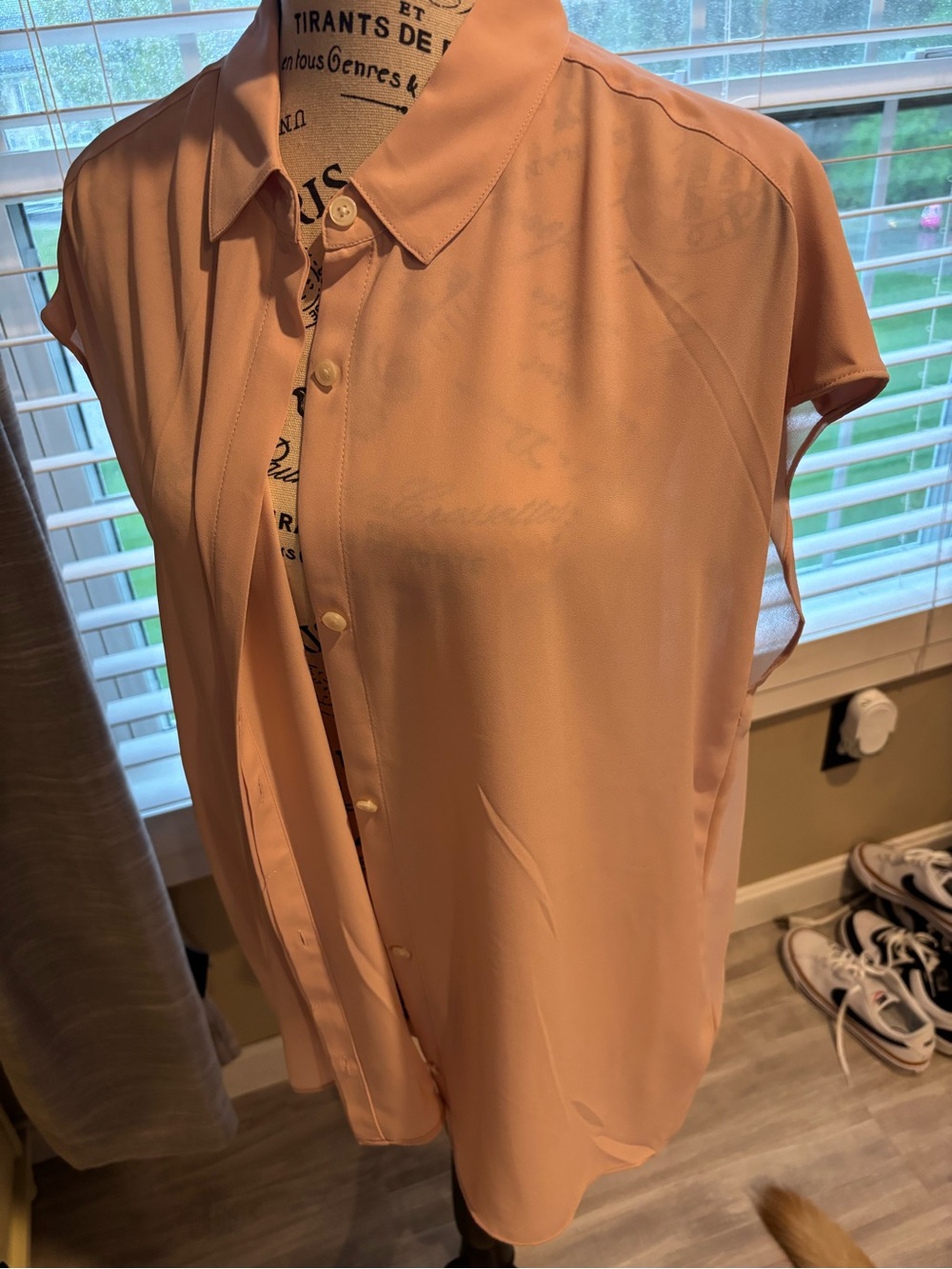Light Peach Button-Front Short Sleeve Blouse NWT